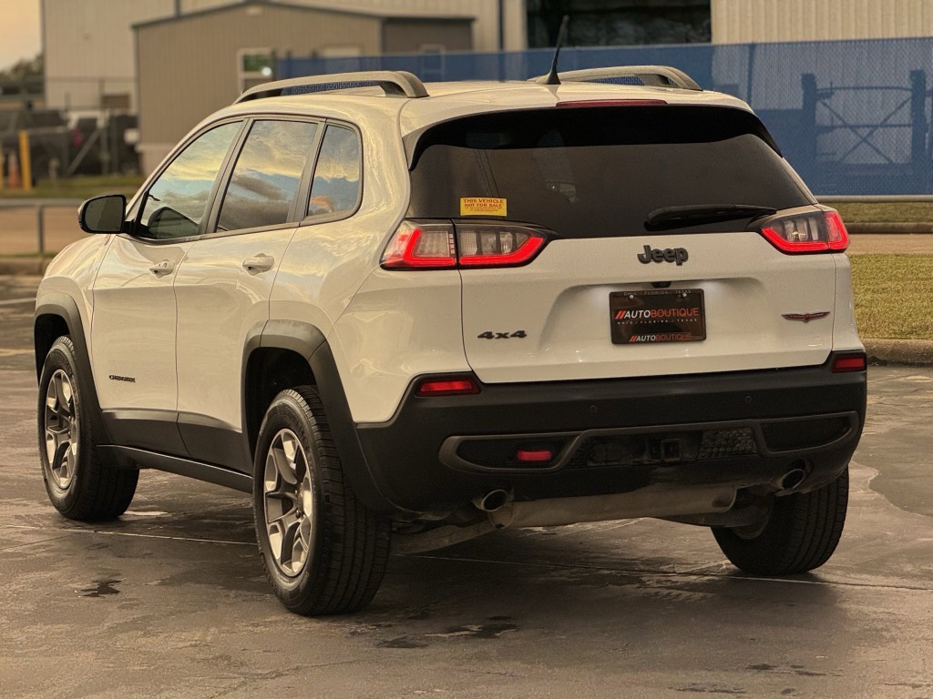 2019 Jeep Cherokee Image 8