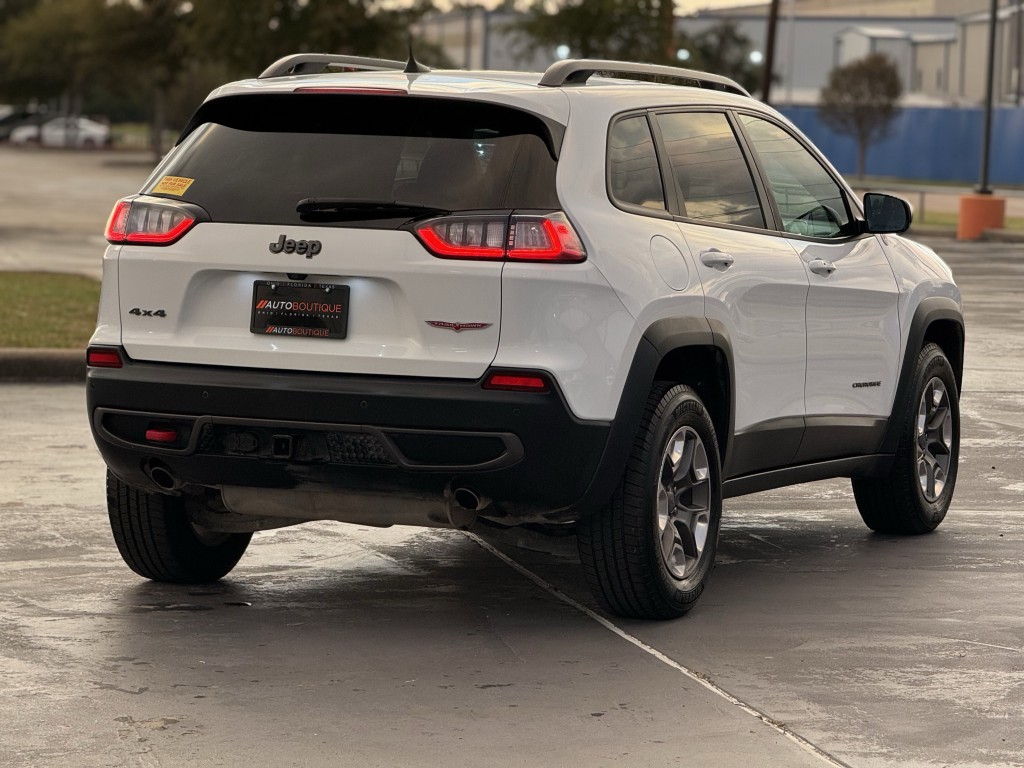 2019 Jeep Cherokee Image 9