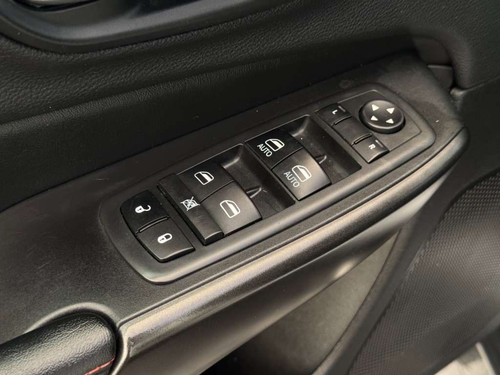 2019 Jeep Cherokee Image 20