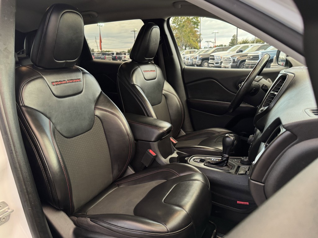 2019 Jeep Cherokee Image 22