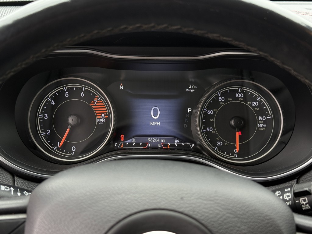 2019 Jeep Cherokee Image 18