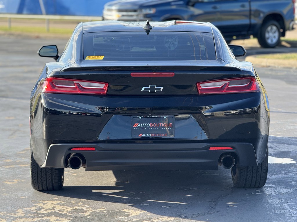 2016 Chevrolet Camaro Image 7