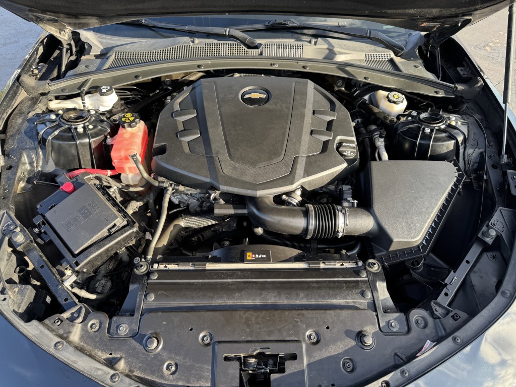 2016 Chevrolet Camaro Image 11
