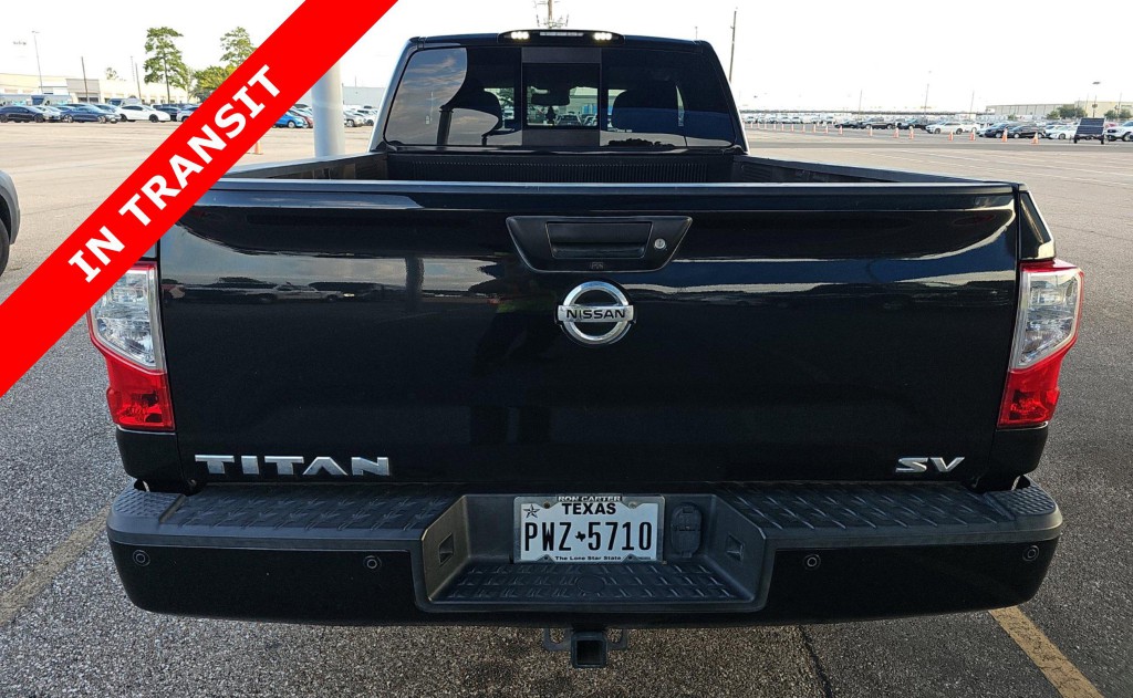 2018 Nissan Titan Image 6