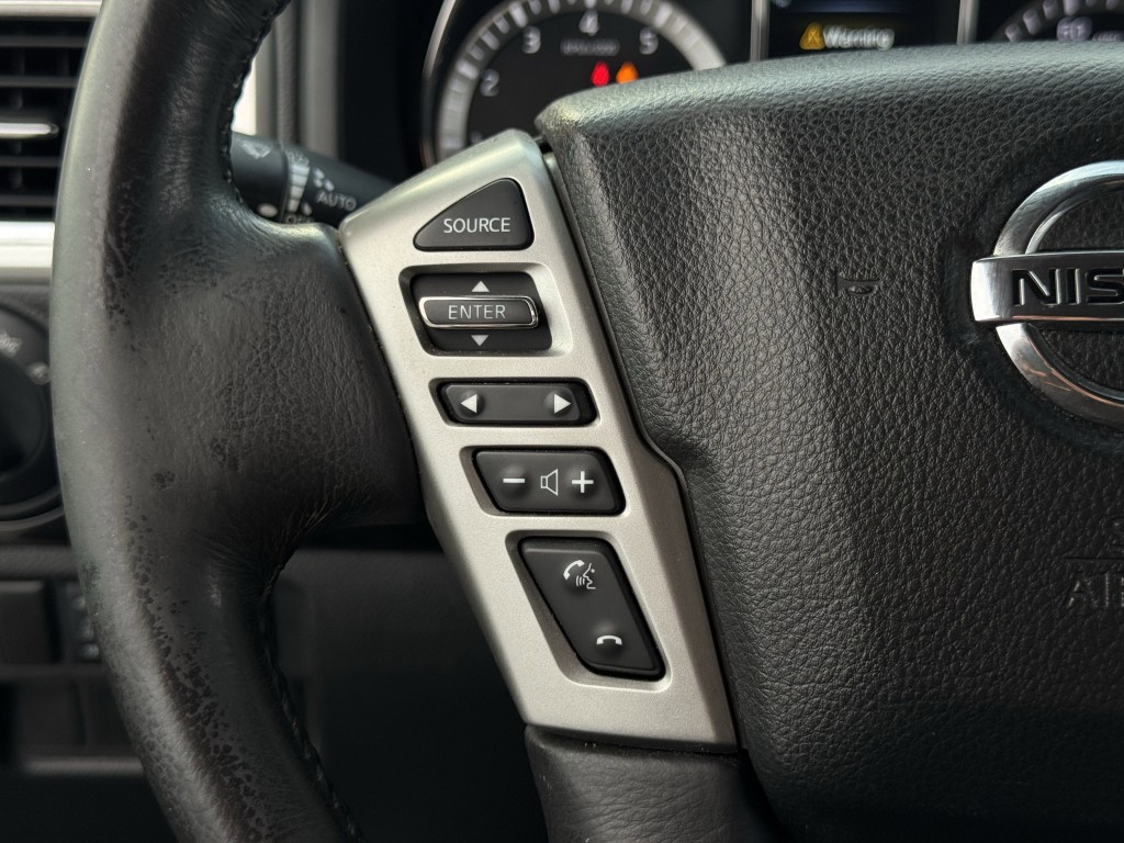 2018 Nissan Titan Image 15