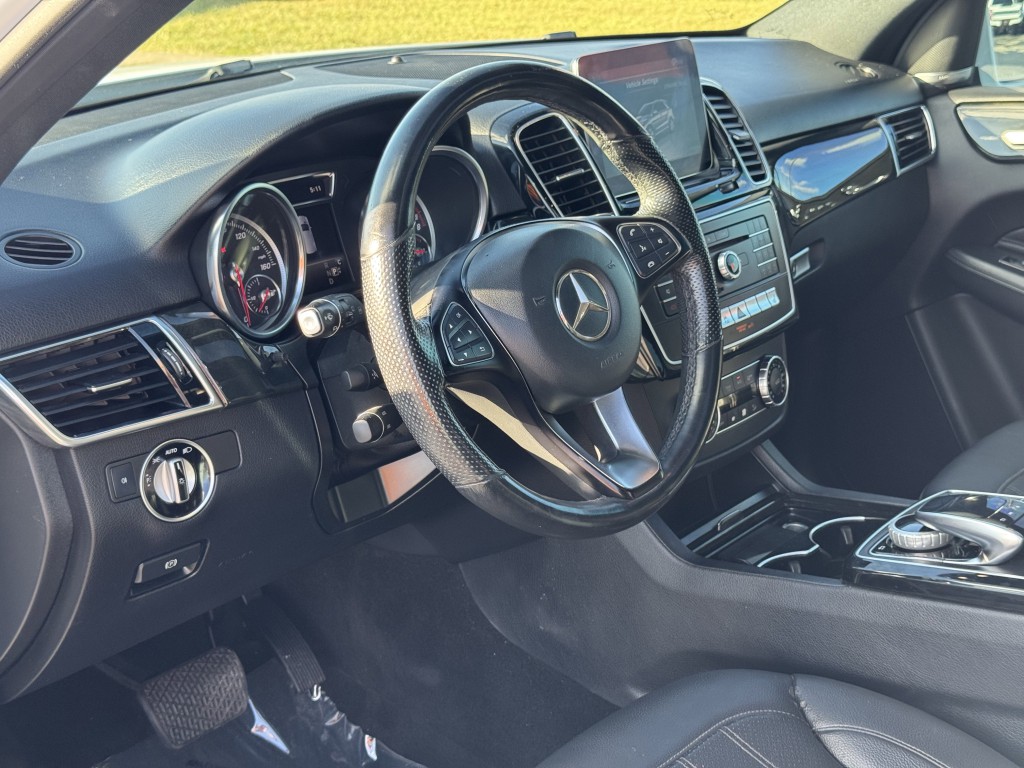 2018 Mercedes-Benz GLE-Class Image 12