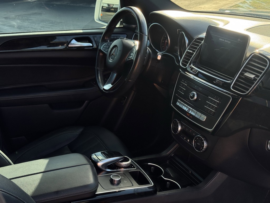 2018 Mercedes-Benz GLE-Class Image 13