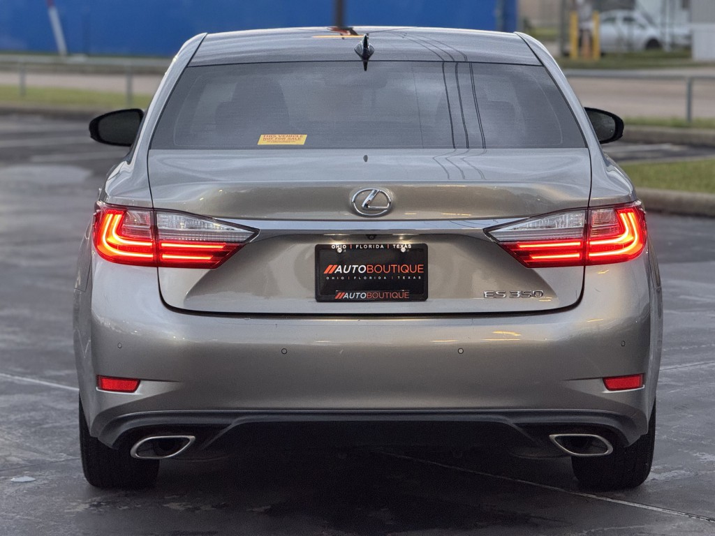 2018 Lexus ES Image 7