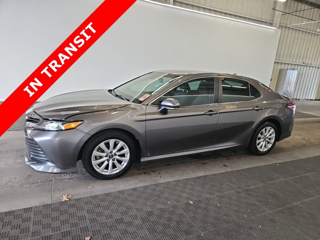 2020 Toyota Camry Image 1