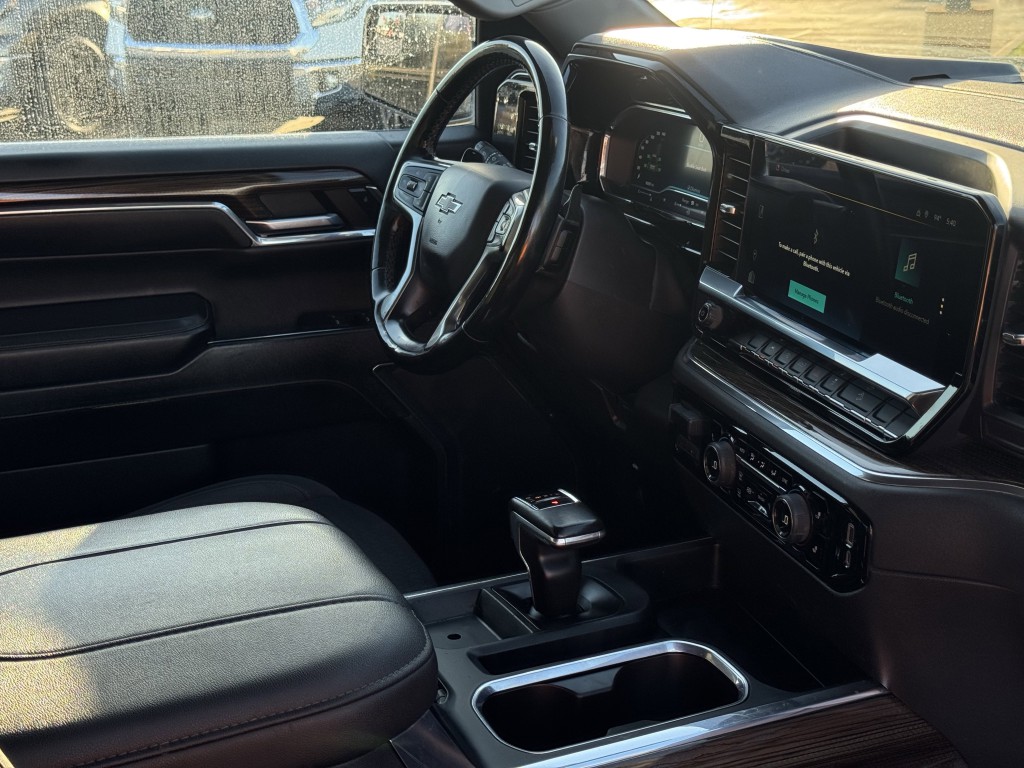 2023 Chevrolet Silverado 1500 Image 13