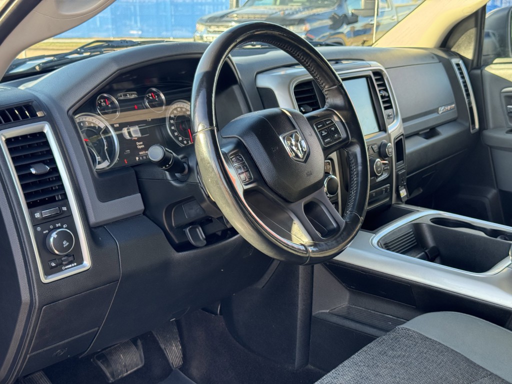 2017 RAM 1500 Image 12