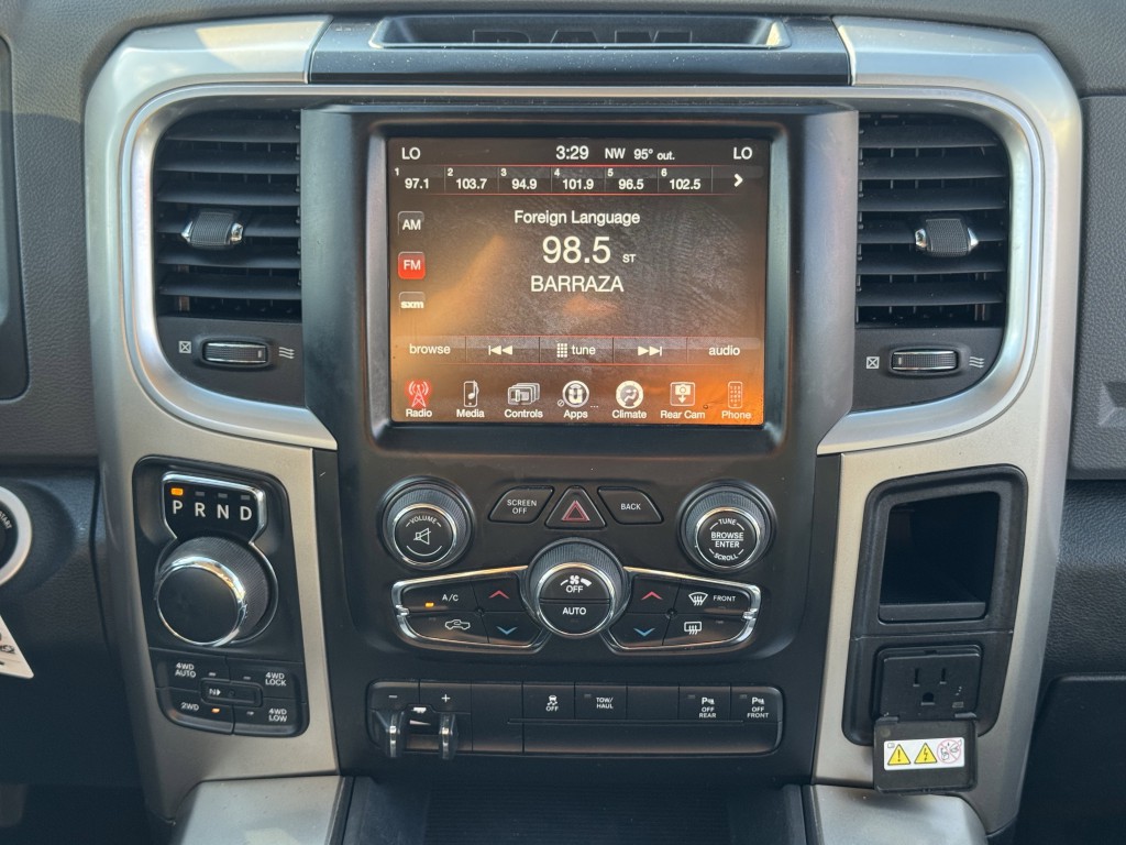 2017 RAM 1500 Image 17