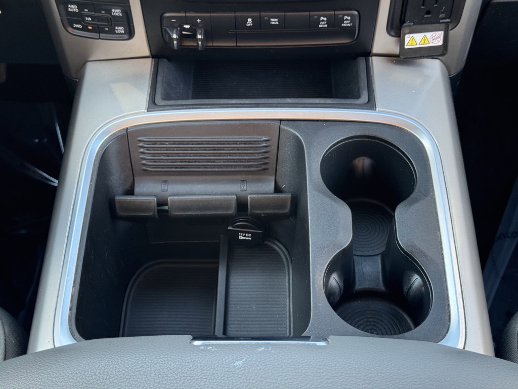 2017 RAM 1500 Image 19