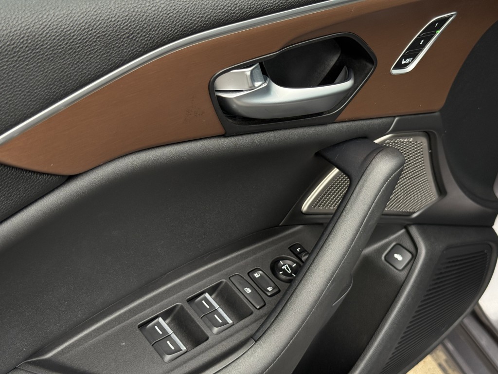 2021 Acura TL Image 24