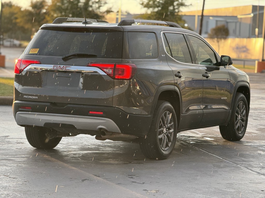 2019 GMC Acadia Image 9