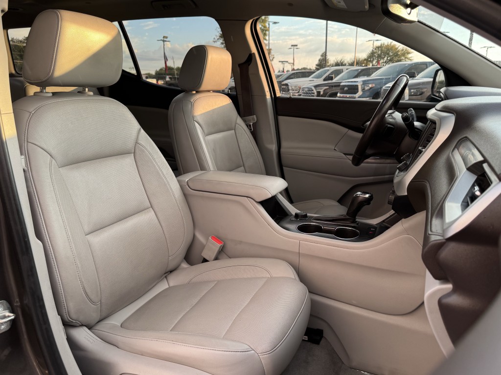 2019 GMC Acadia Image 24