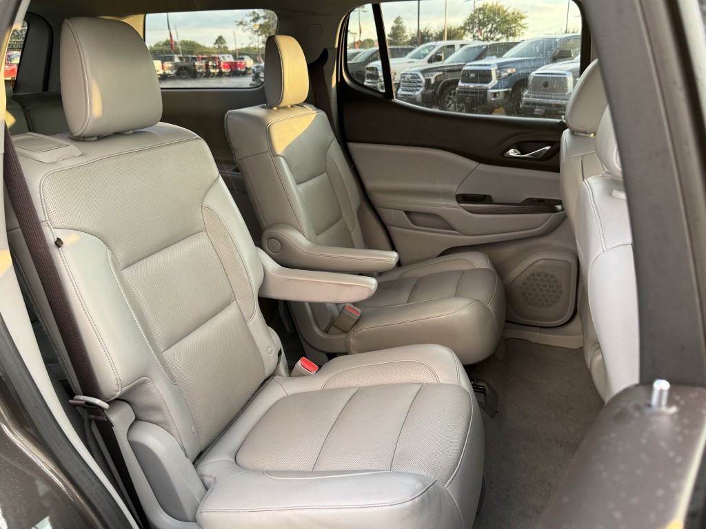 2019 GMC Acadia Image 25