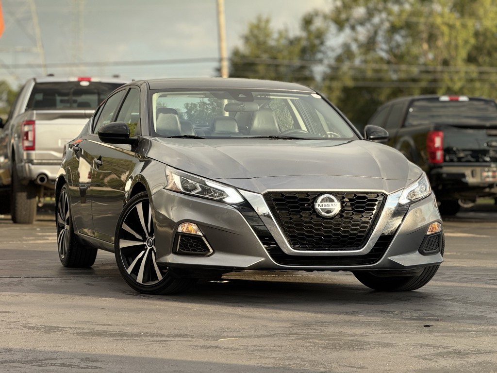 2022 Nissan Altima Image 3