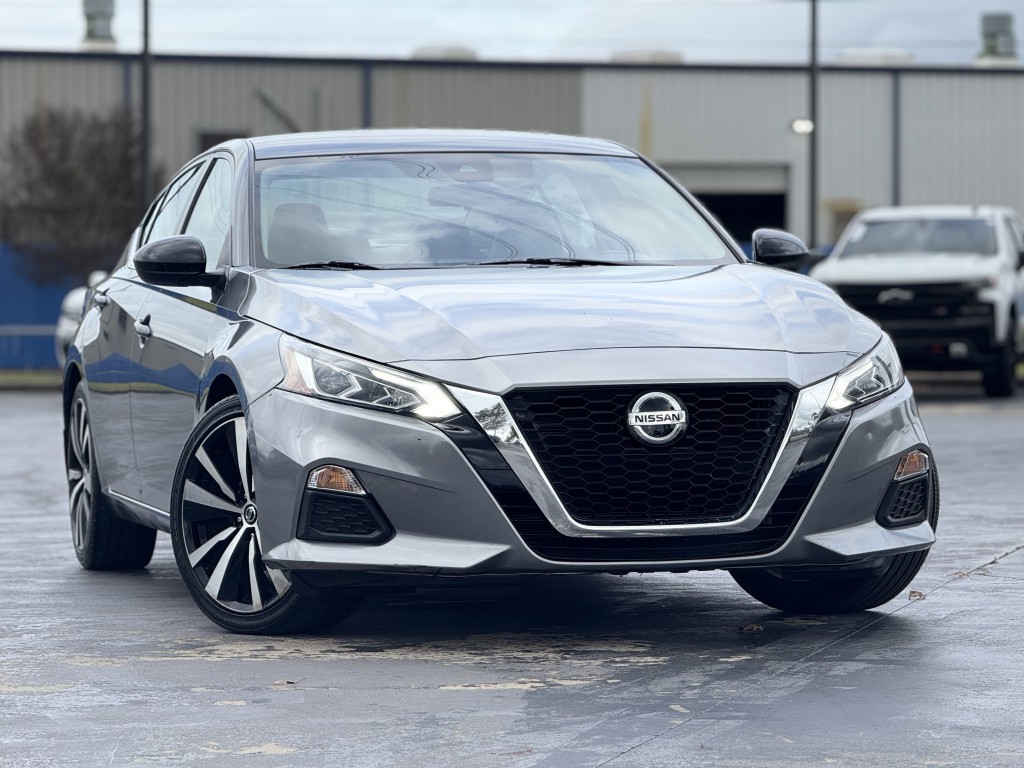 2022 Nissan Altima Image 3