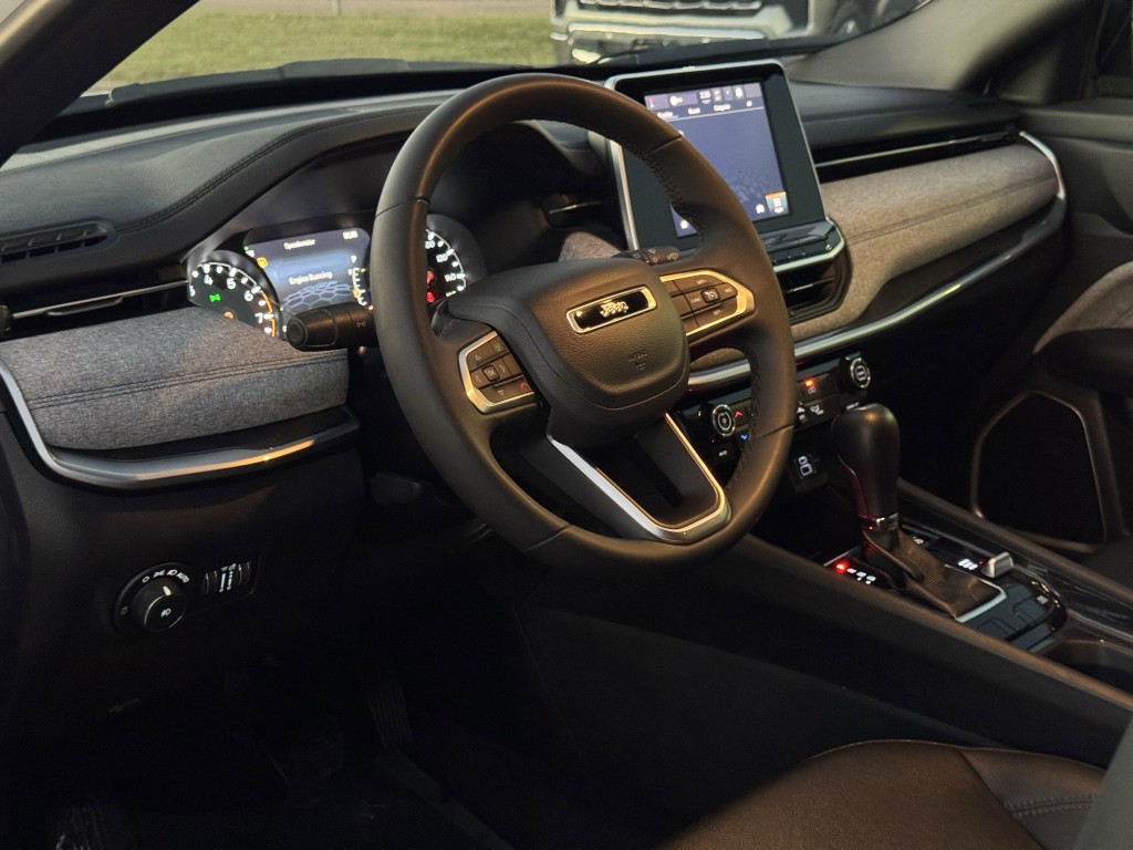 2025 Jeep Compass Image 12