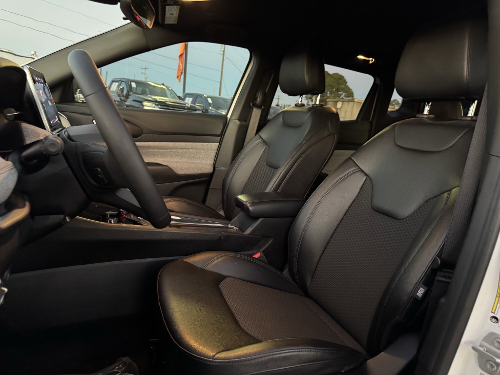 2025 Jeep Compass Image 23