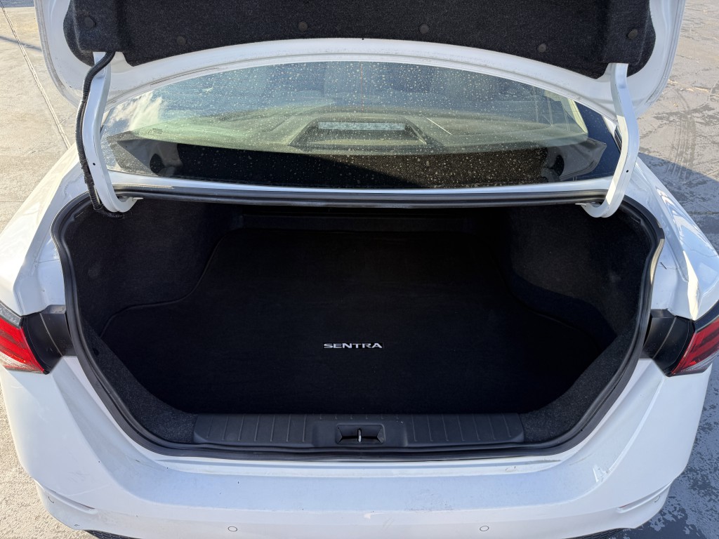 2022 Nissan Sentra Image 28