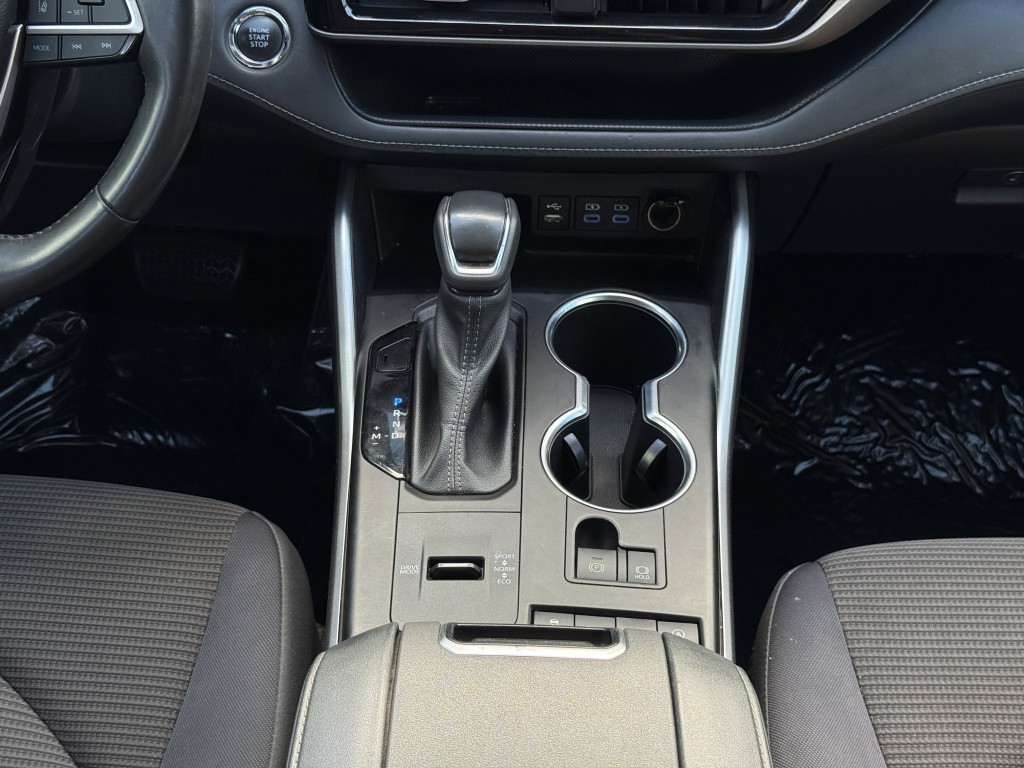 2022 Toyota Highlander Image 25