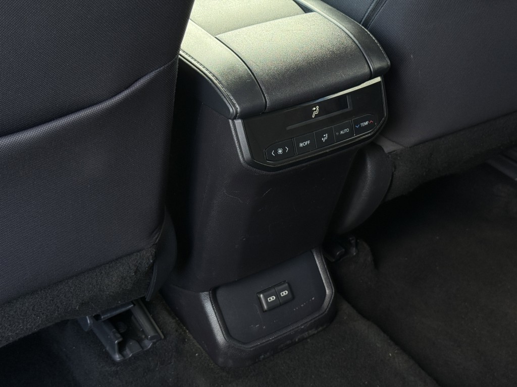 2022 Toyota Highlander Image 33