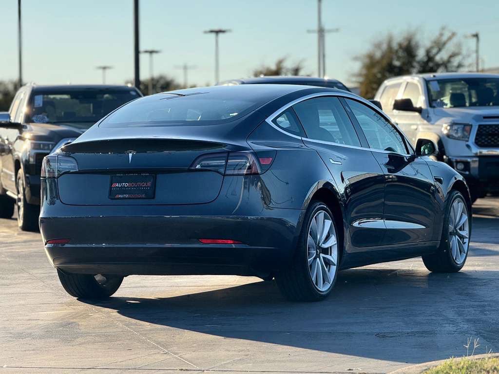 2020 Tesla Model 3 Image 9