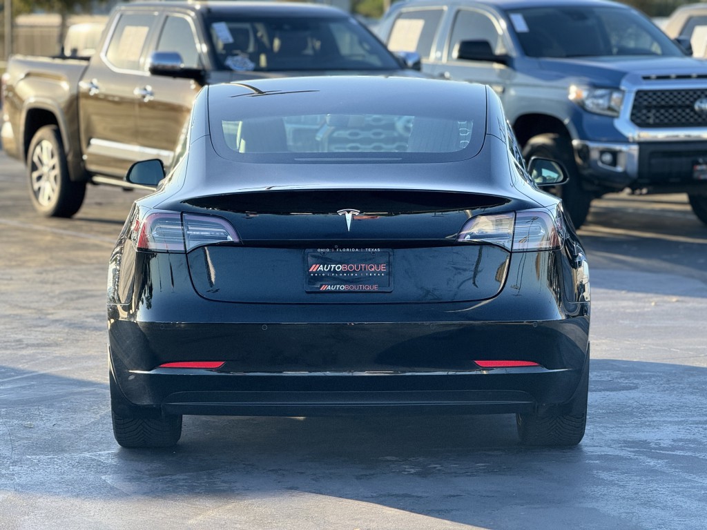2019 Tesla Model 3 Image 7