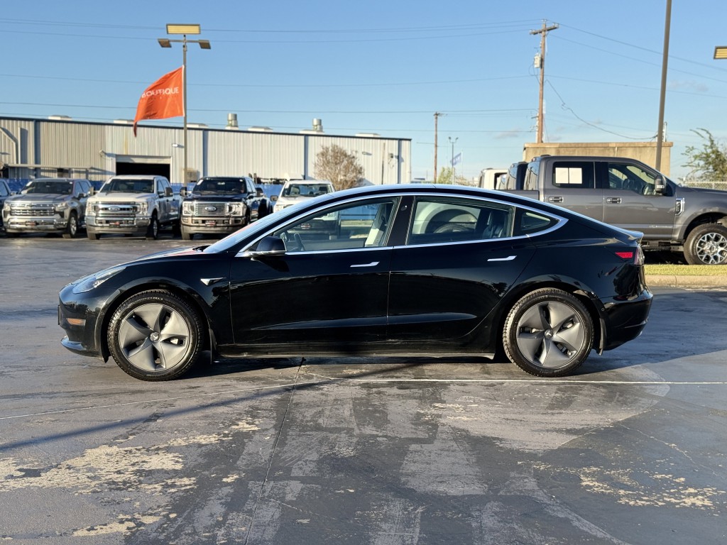 2019 Tesla Model 3 Image 10