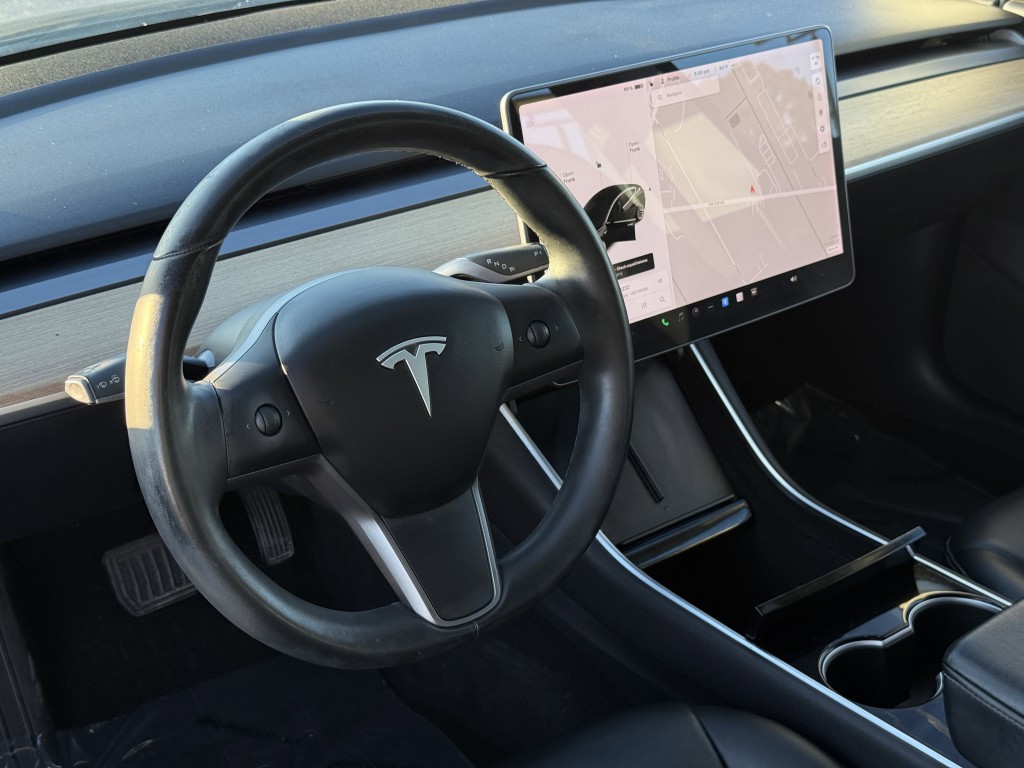 2019 Tesla Model 3 Image 12