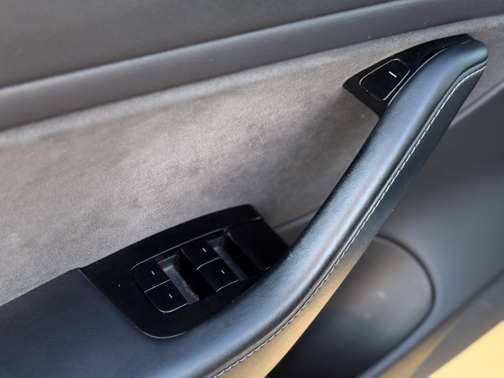 2019 Tesla Model 3 Image 23