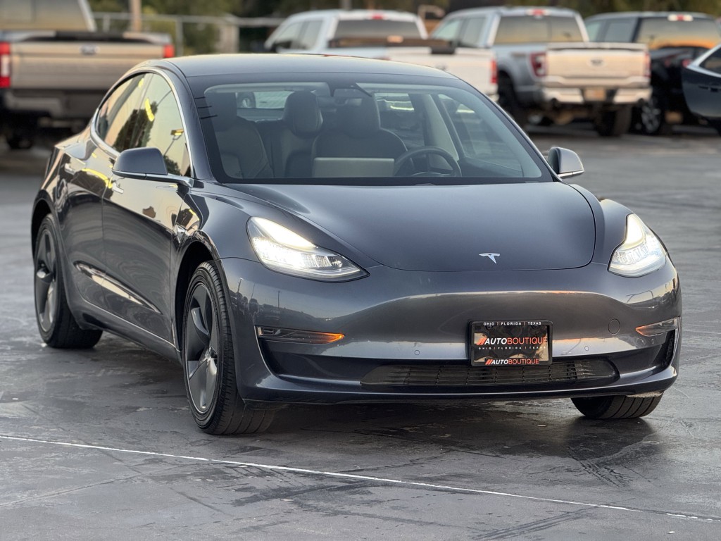 2020 Tesla Model 3 Image 3