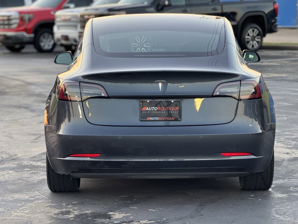 2020 Tesla Model 3 Image 7