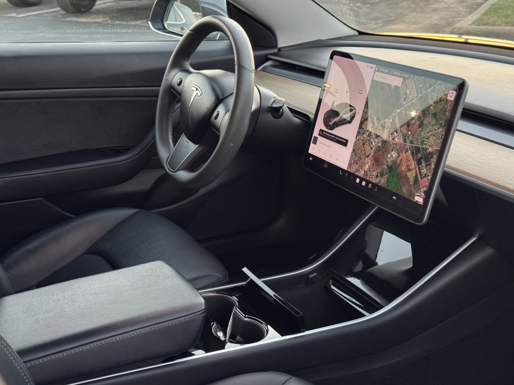 2020 Tesla Model 3 Image 12