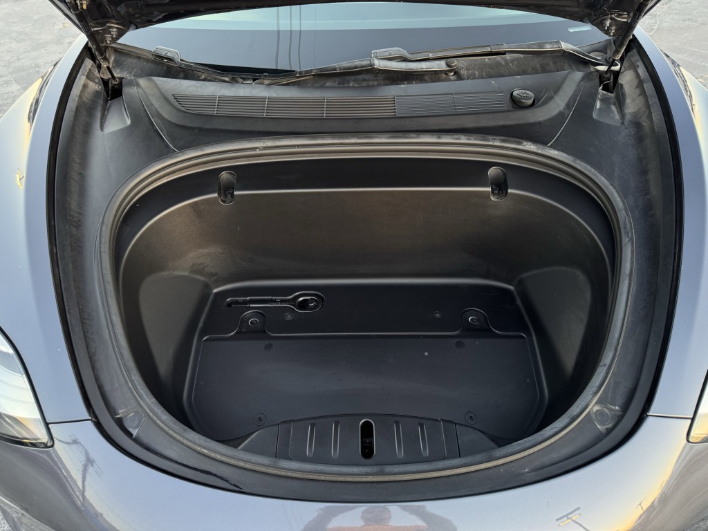 2020 Tesla Model 3 Image 23