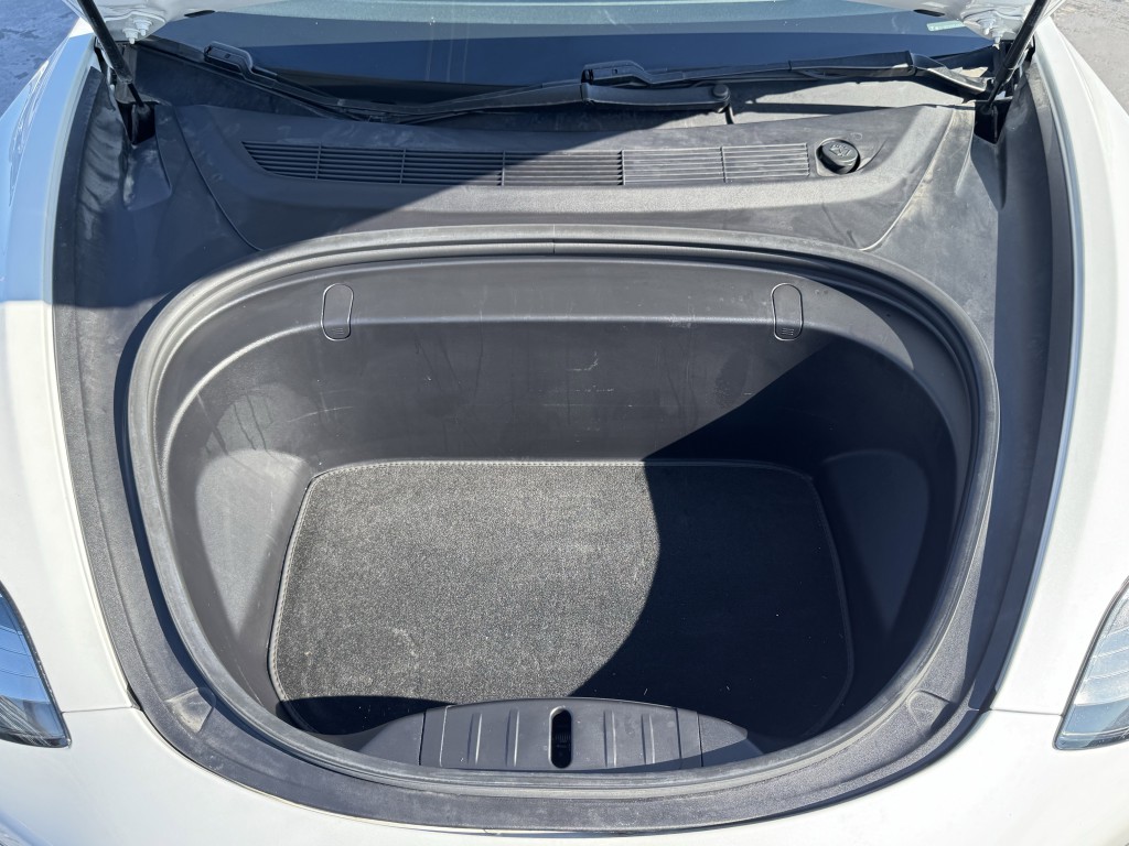 2019 Tesla Model 3 Image 25