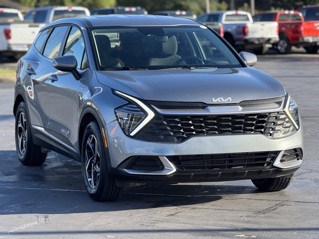 2024 Kia Sportage Image 3