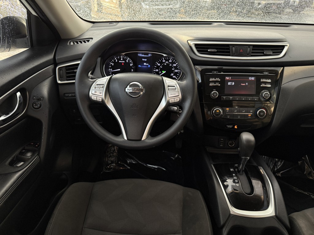 2016 Nissan Rogue Image 14