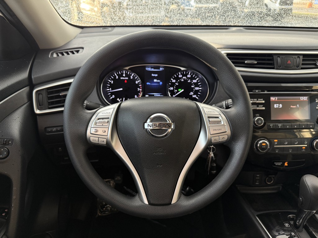 2016 Nissan Rogue Image 15