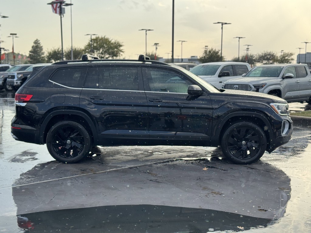 2024 Volkswagen Atlas Image 10