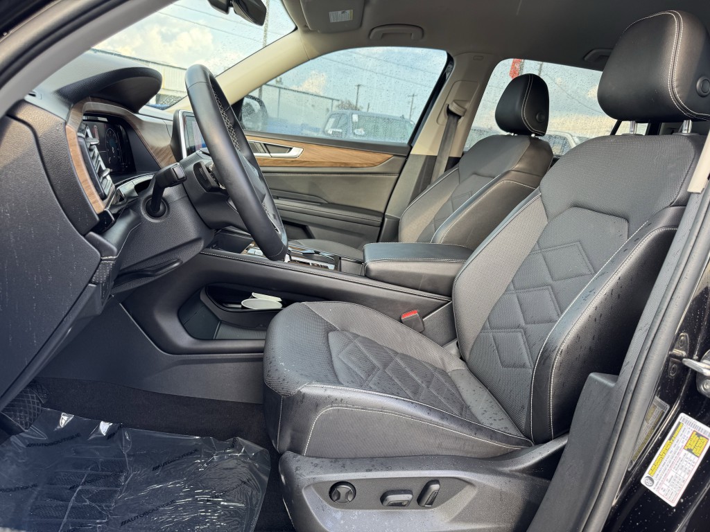 2024 Volkswagen Atlas Image 25
