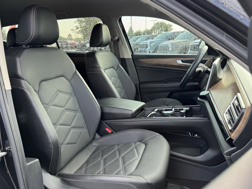 2024 Volkswagen Atlas Image 26