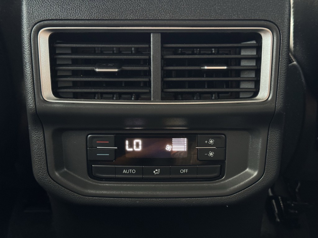 2024 Volkswagen Atlas Image 30