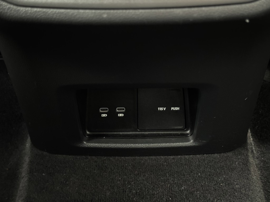 2024 Volkswagen Atlas Image 31