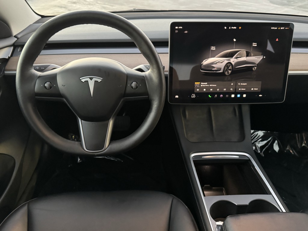 2023 Tesla Model 3 Image 13