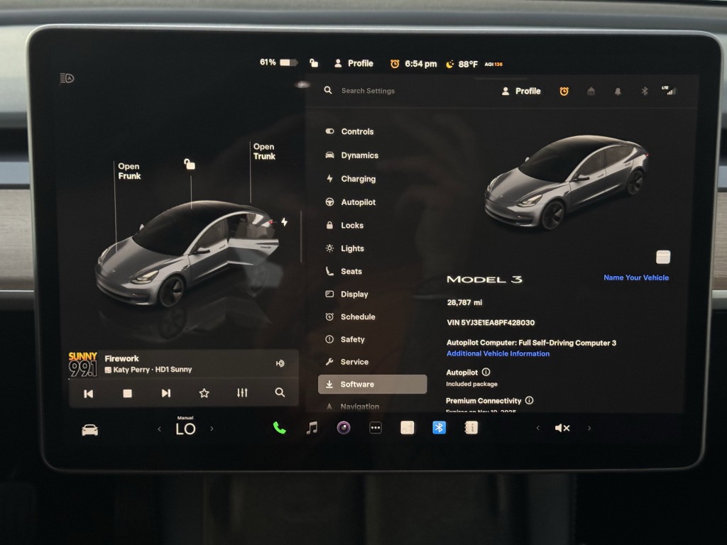 2023 Tesla Model 3 Image 15