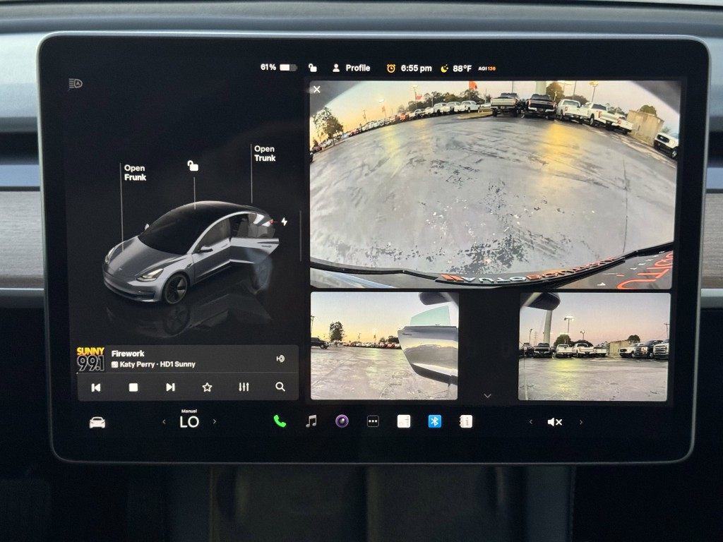 2023 Tesla Model 3 Image 16