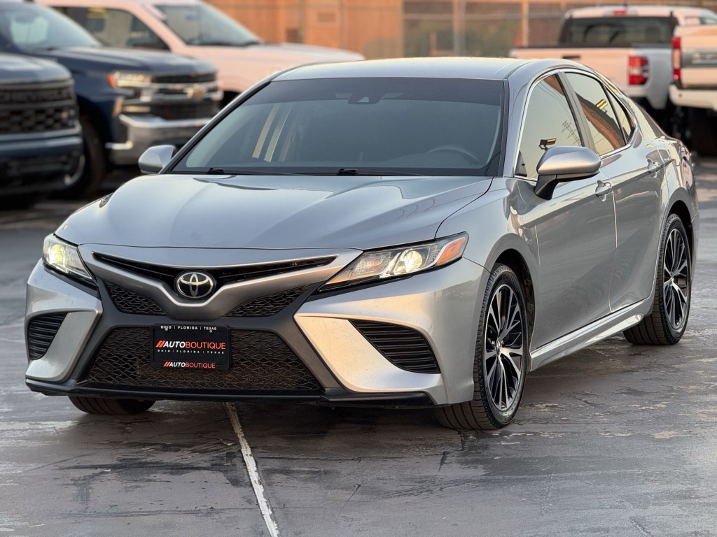 2019 Toyota Camry Image 5